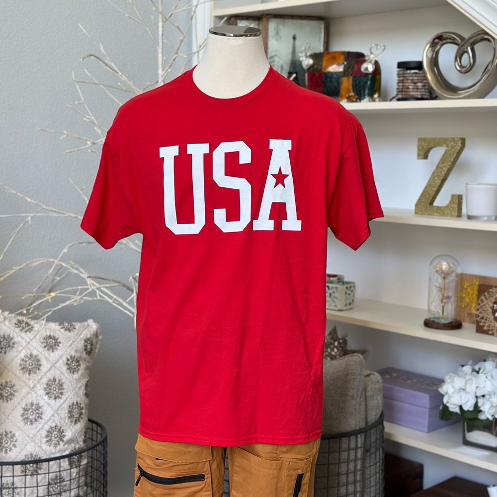 USA t-shirt. NWT